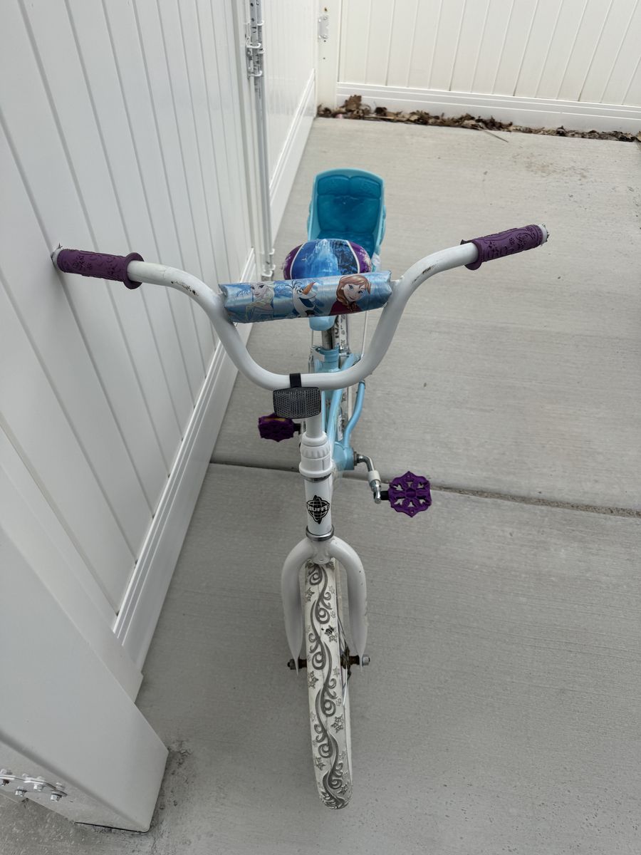 Girls Frozen Bike