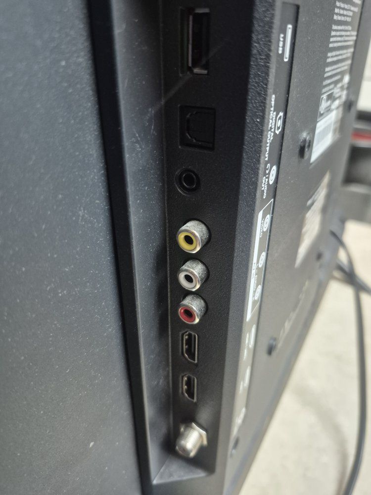 Main image 3