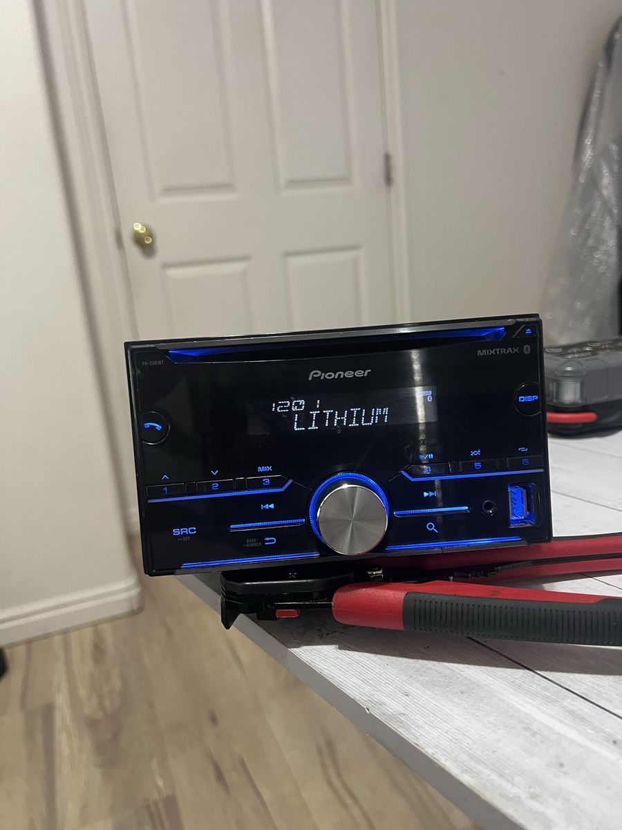 Pioneer car stereo with Bluetooth aux usb fm mic