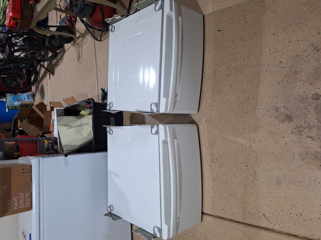 LG washer and dryer pedestals