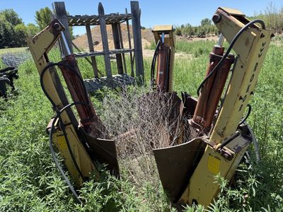 Rokor 36" Tree Spade - Heavy Duty Hydraulic Tree Digger for Skid Steer/Tractor