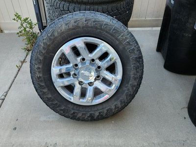 GM 8 lug wheels and tires