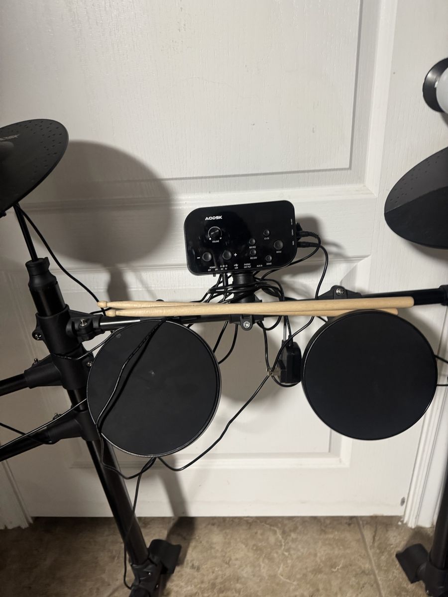 Electric drum set