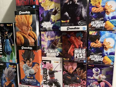 Dragon ball z figure lot