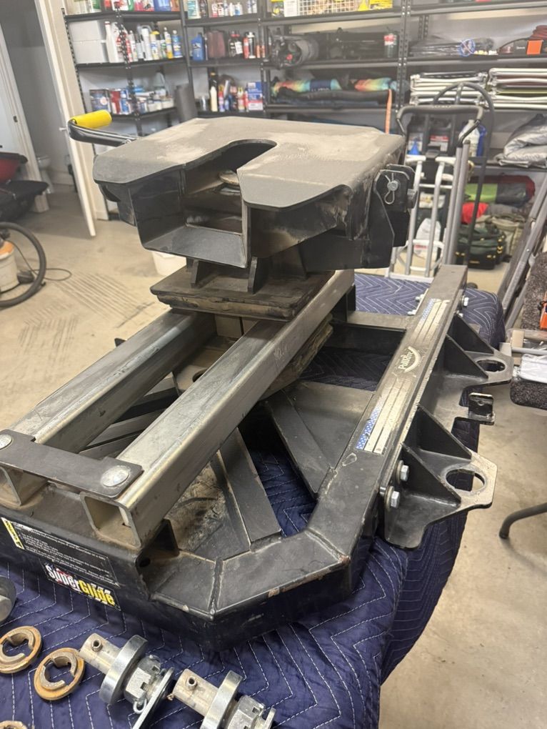 PullRite Super Glide 5th Wheel Hitch