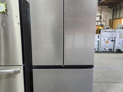 Samsung Stainless Steel French Door Refrigerator with Bottom Freezer, Excellent Condition - Counter Depth
