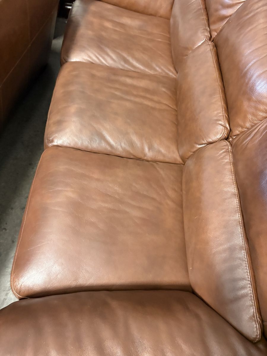 Main image 11