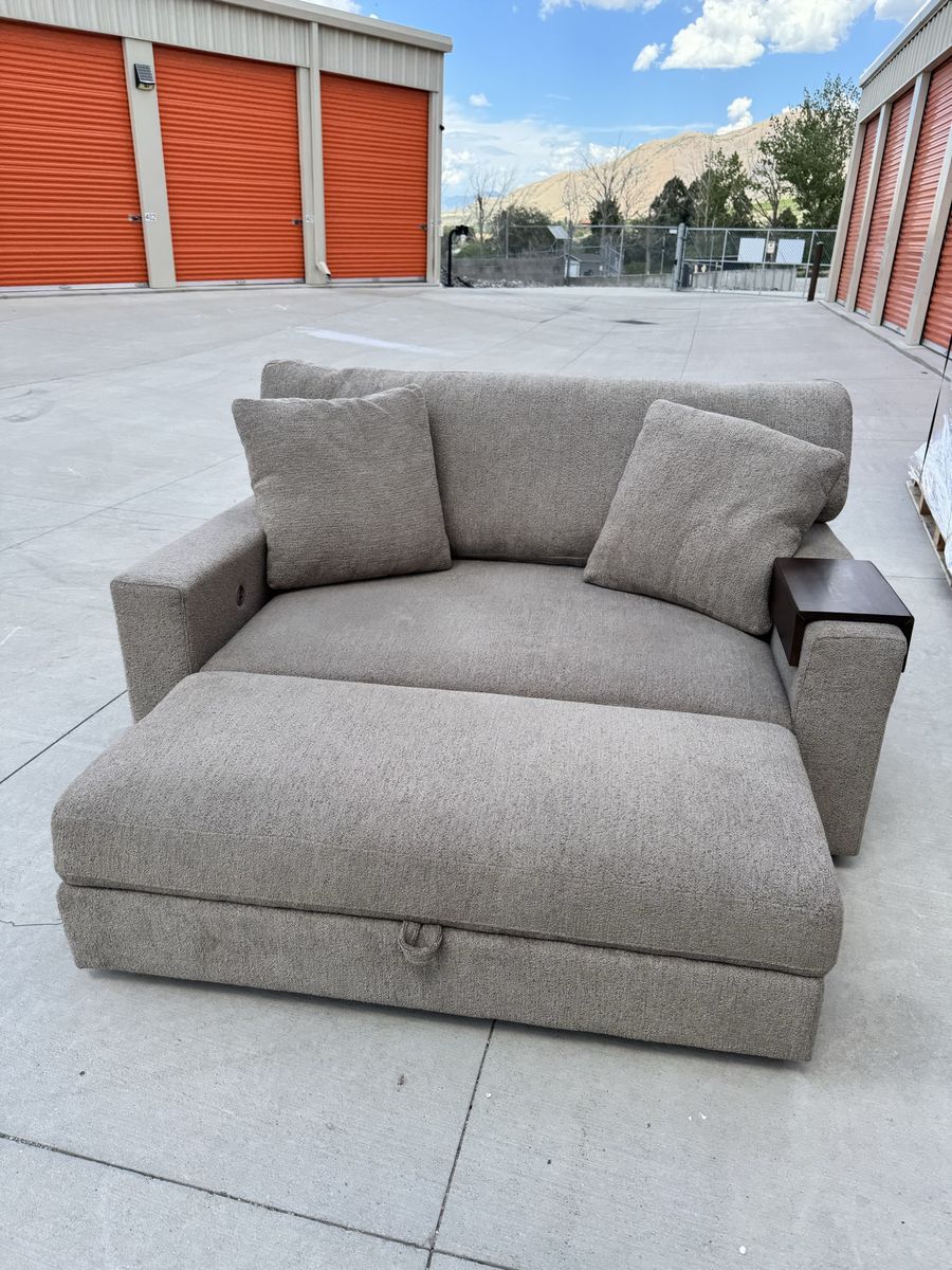 THOMASVILLE GILROY OVERSIZED CHAIR WITH OTTOMAN GREY COSTCO