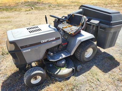 Craftsman LT4000 Riding Lawn Mower 42 Inch Deck Kohler Command Engine with Bagger