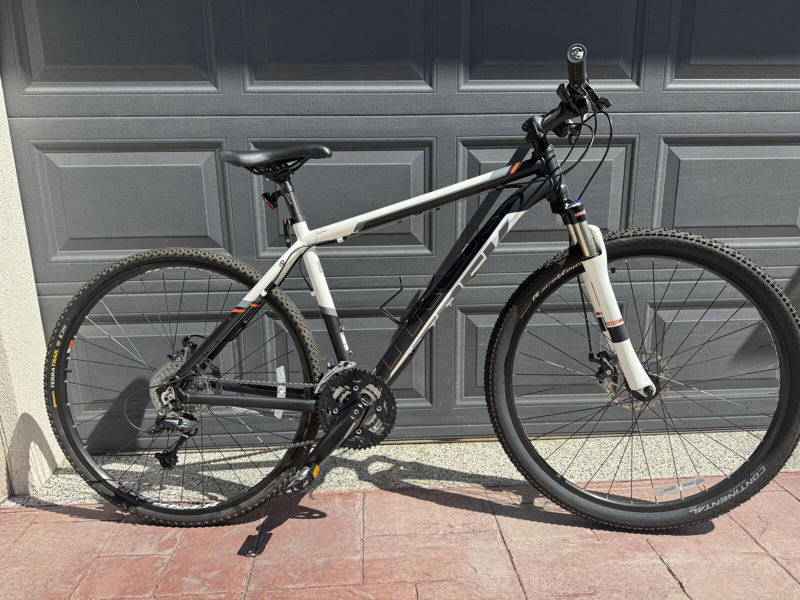 Trek Utopia 6061 Hybrid Bike - Gary Fisher Collection