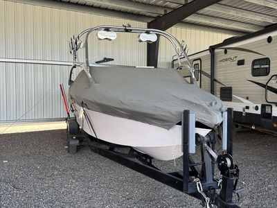 2006 Correct Craft Air Nautique 226 team edition