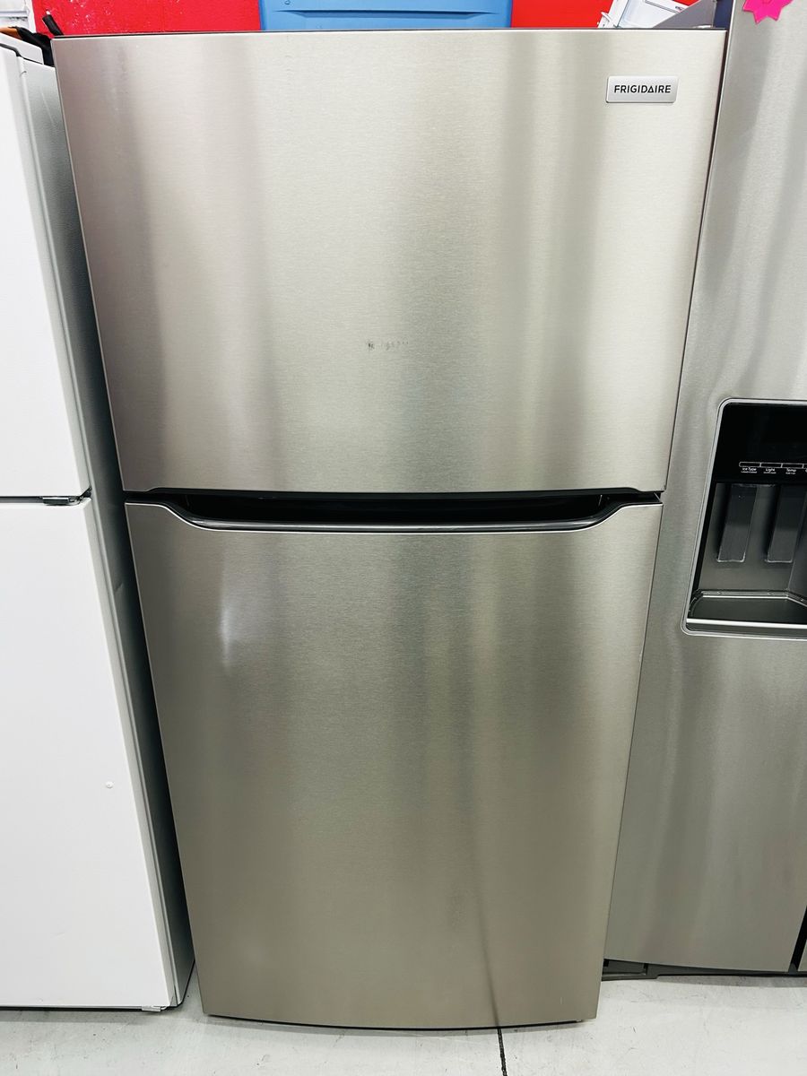 Frigidaire Stainless Steel Refrigerator 20 cu ft