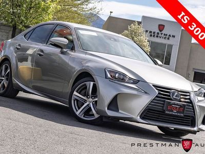 2018 Lexus IS Base