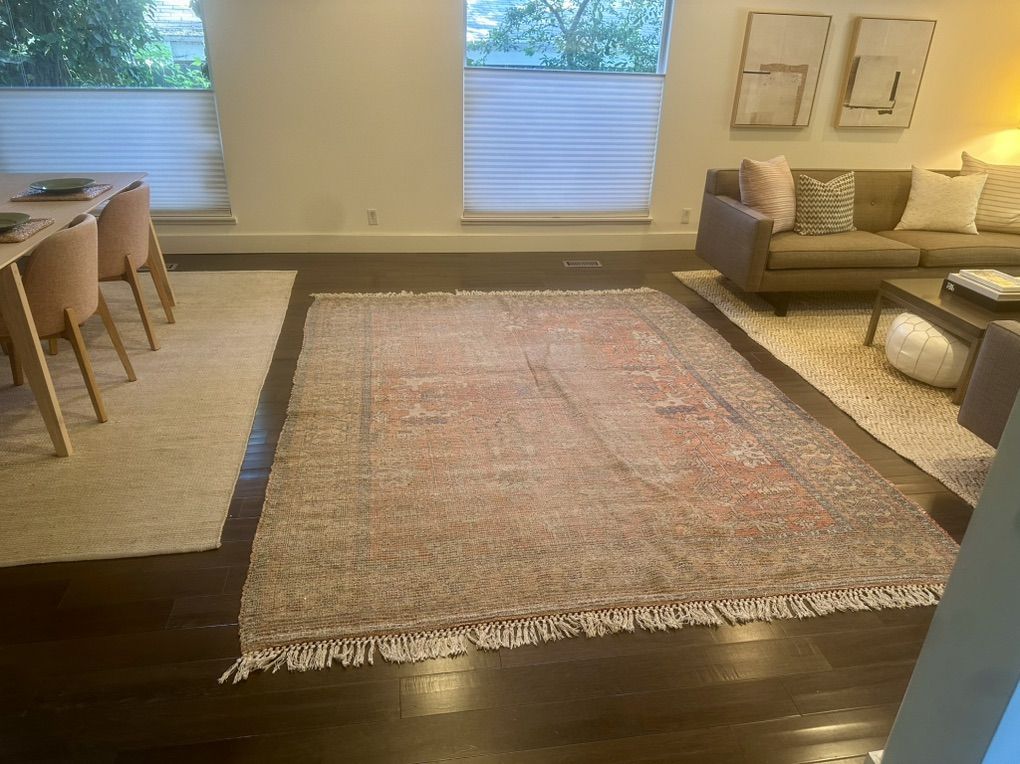 Vintage Rug (8x10) - Great Condition!