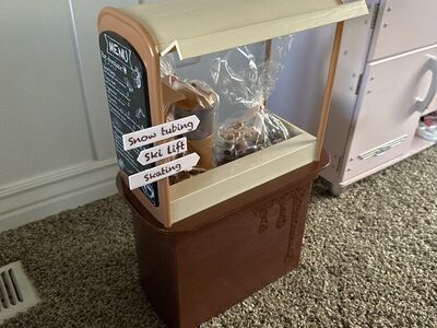 Our Generation Hot Chocolate Stand 18 Dolls