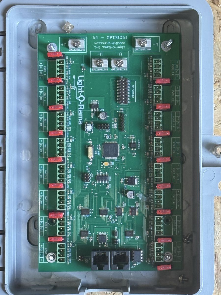 Main image 4