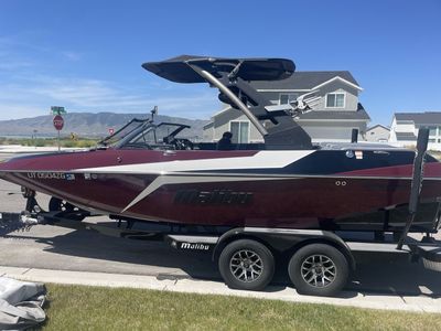 Low hours 2020 Malibu MLX 21
