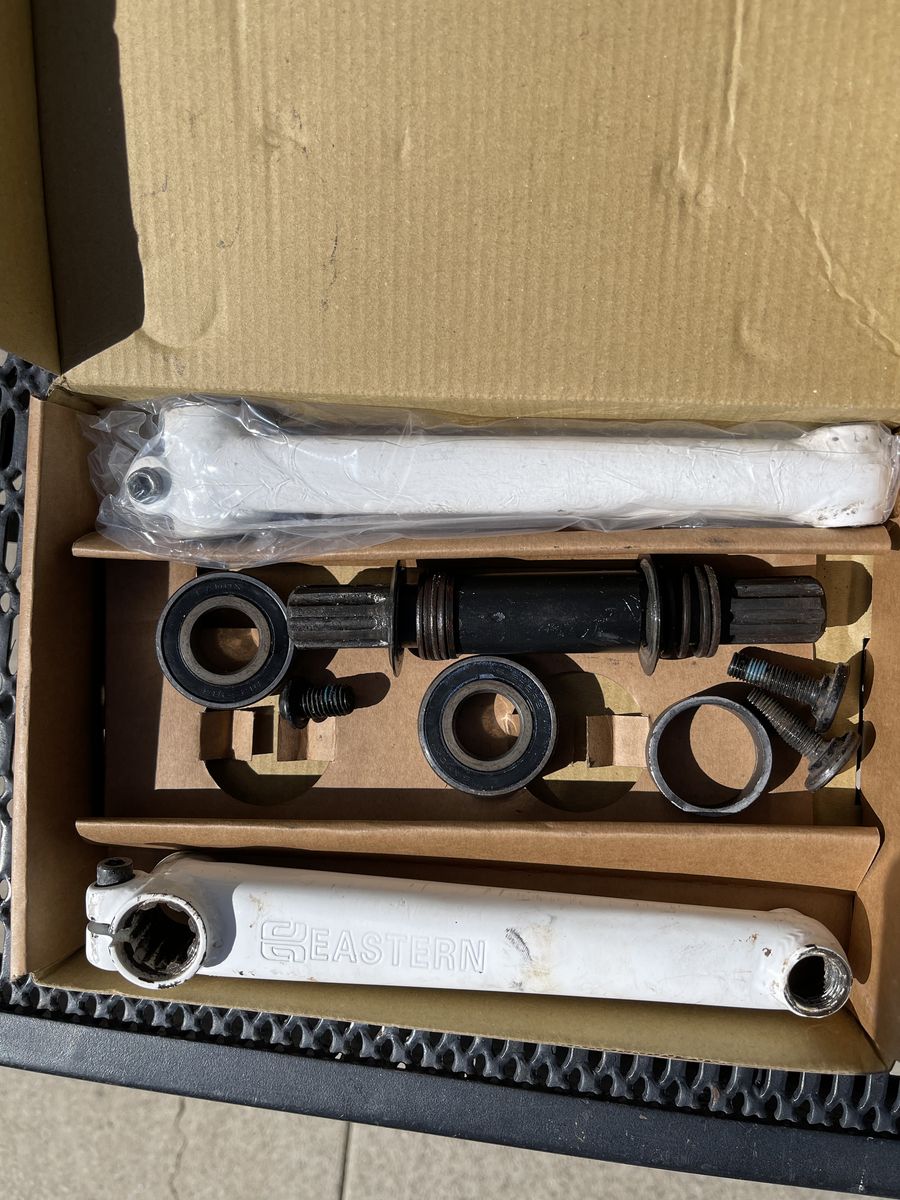 Eastern 175mm Crankset