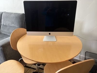 iMac 2012 New OS. Factory Settings. One Owner.