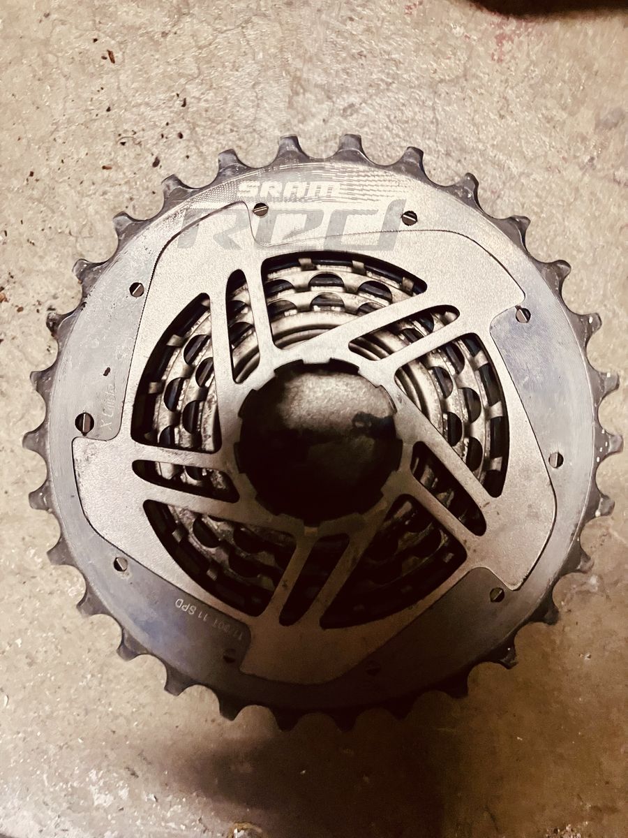 SRAM red 11 speed HG cassette