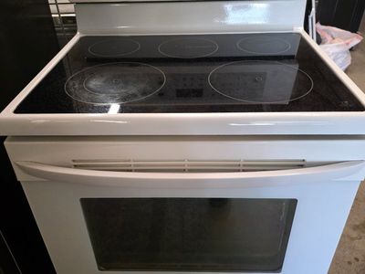 LG ELECTRIC STOVE
