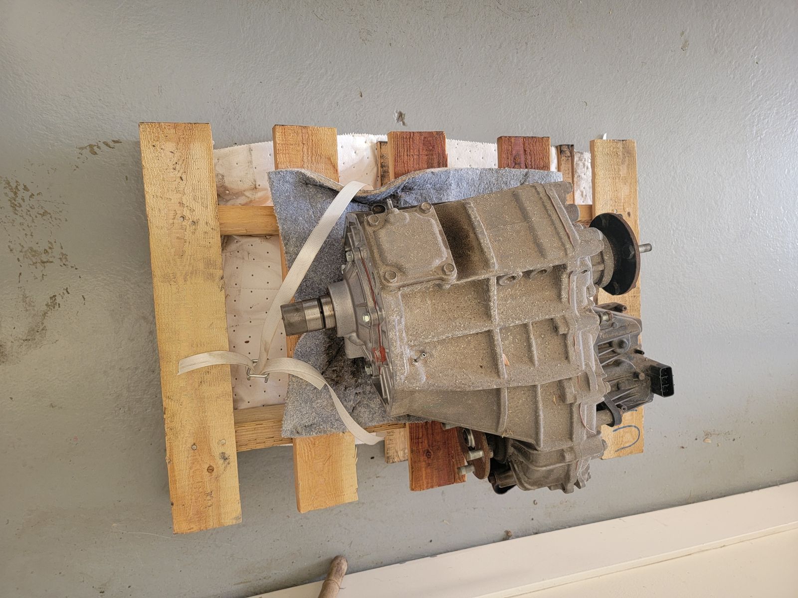 Main image 5