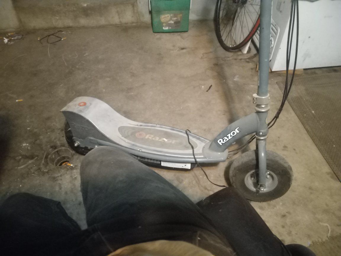 Razor E300 Electric Scooter - Grey
