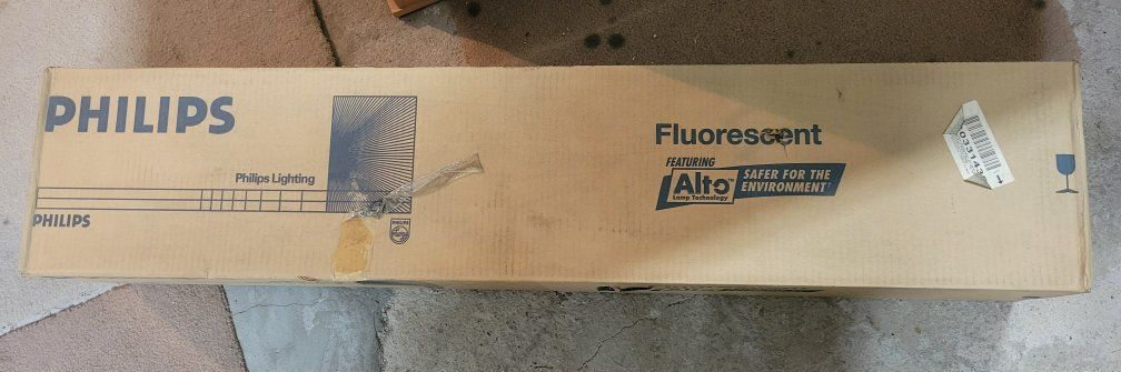 Phillips Fluorescent Light Bulbs