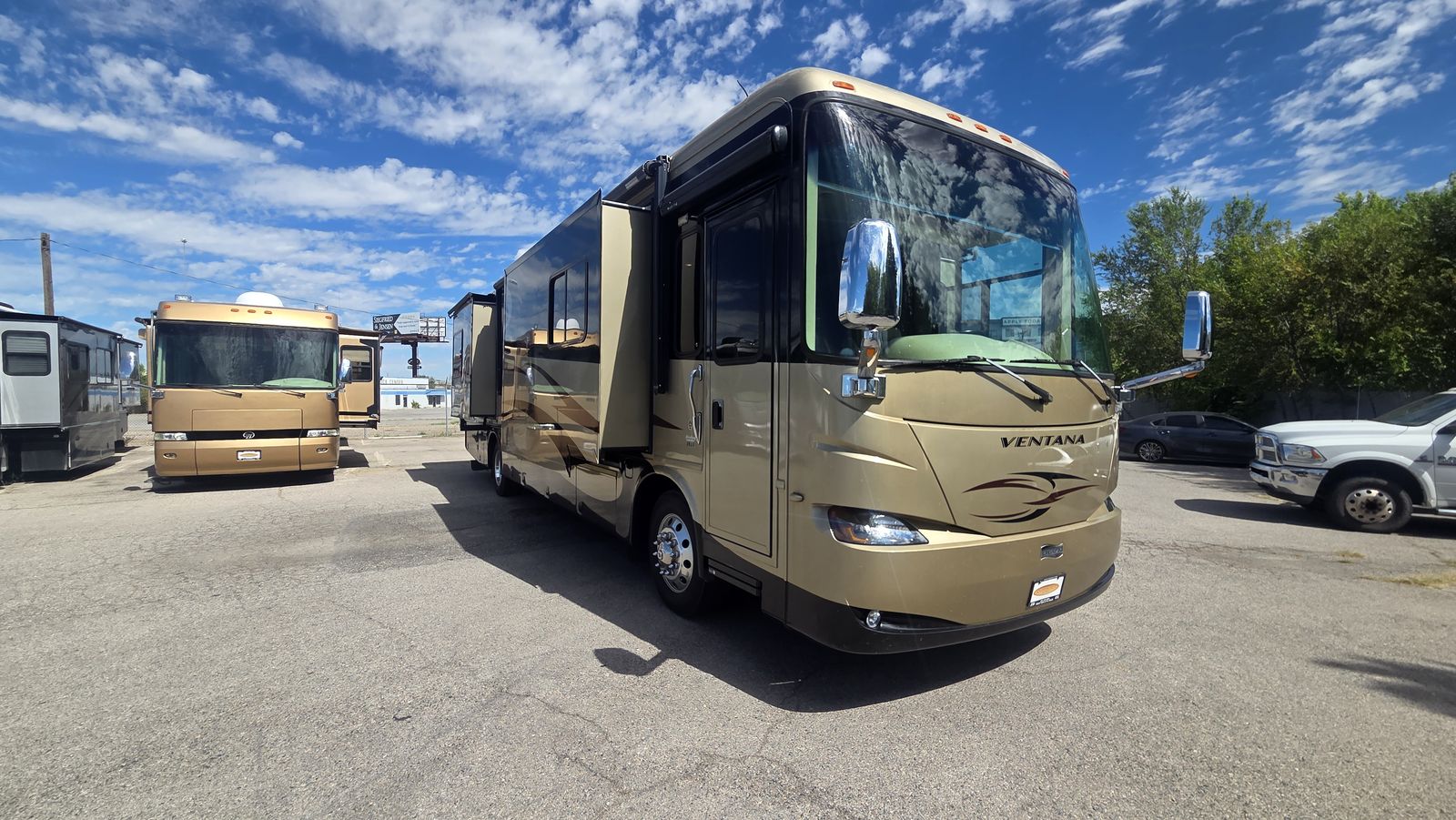 2010 Newmar Ventana 3933
