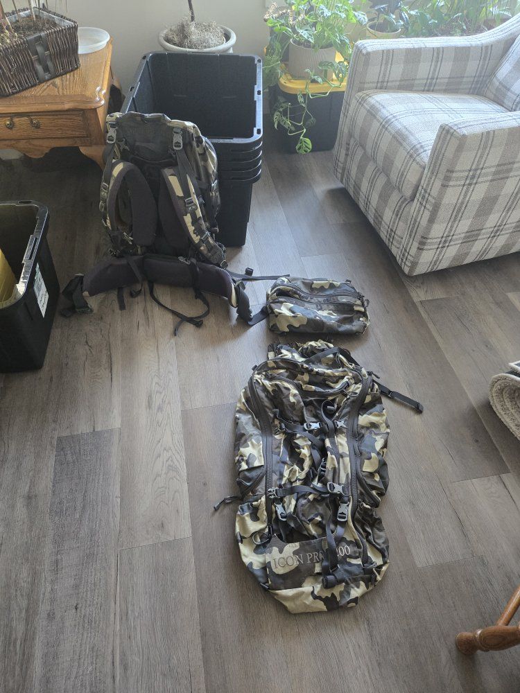Kuiu Pro LT 4000 and 5200 bag