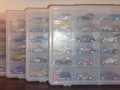 Hot Wheels Premiums, Metal/Metal/Real Riders/Red Lines Amazing Collection