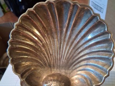 Vintage Brass Scallop Shell Shaped Dish - Decorative Trinket Tray