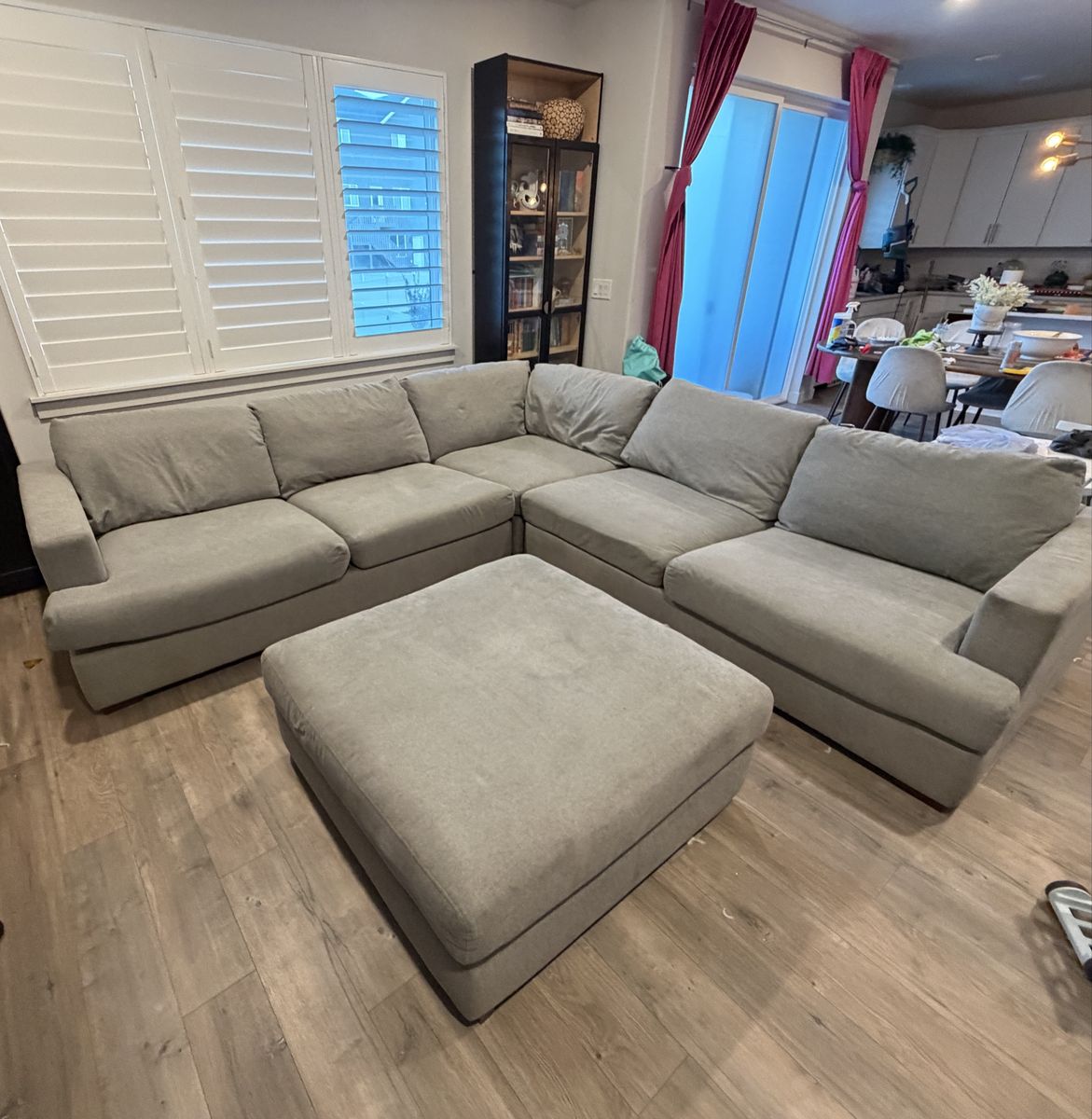 Light Gray 4-Piece Sectional with Ottoman