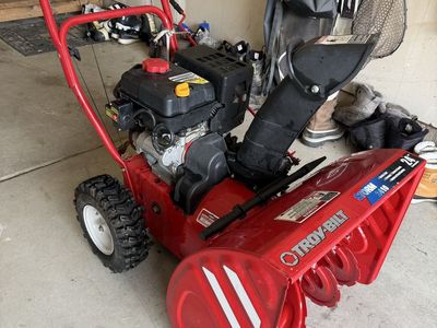 Troy-Bilt Storm 2410 24-Inch Gas Snow Blower
