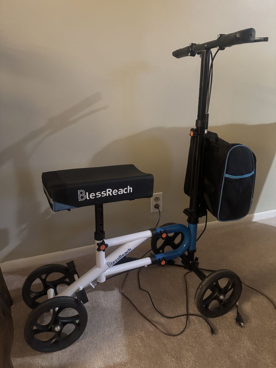 Knee Scooter- BlessReach