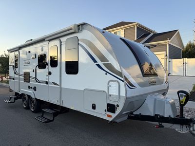 2020 Lance 2185 - Incl Solar, Generator, New Tires