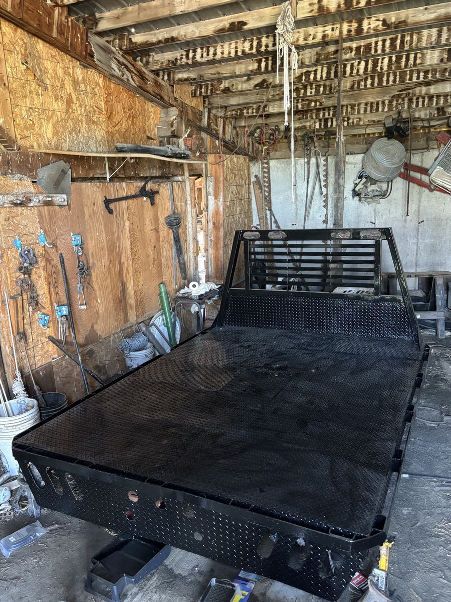 Flat bed