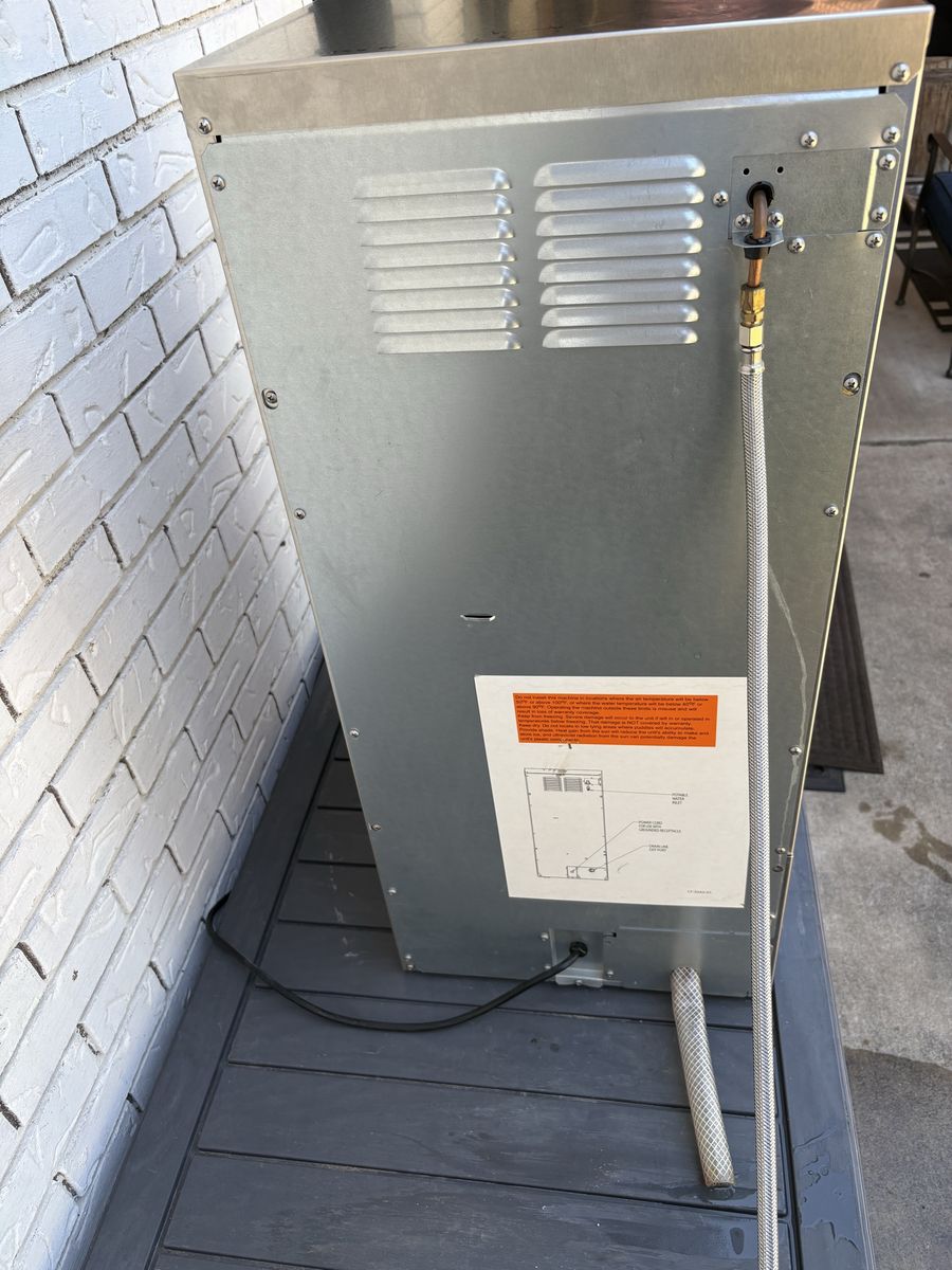 Main image 6