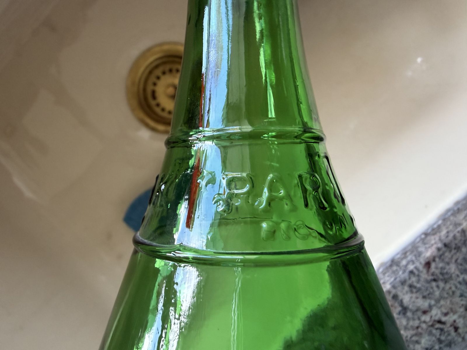 Main image 6