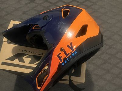 Fly Racing Full Face Helmet Medium-Large
