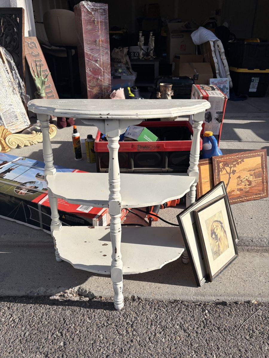 GARAGE SALE TODAY!!!!