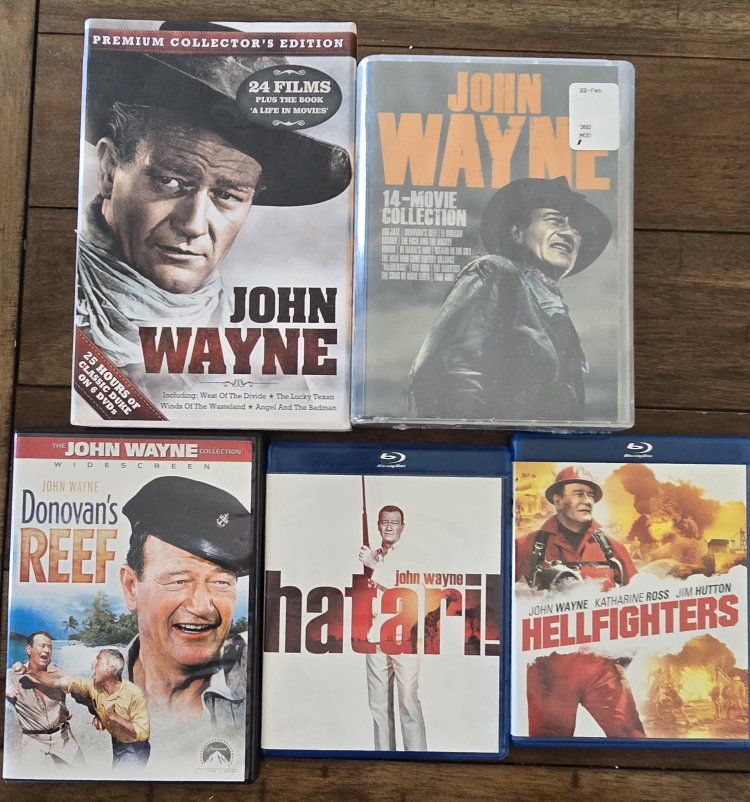 5 JOHN WAYNE DVDS