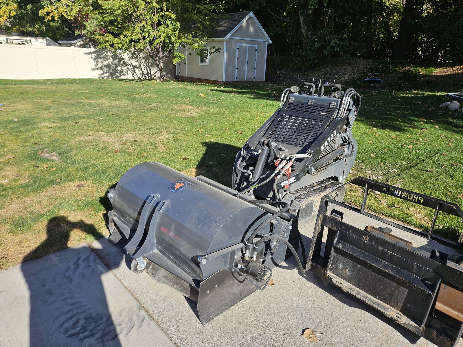 Mini Skidsteer Power Broom