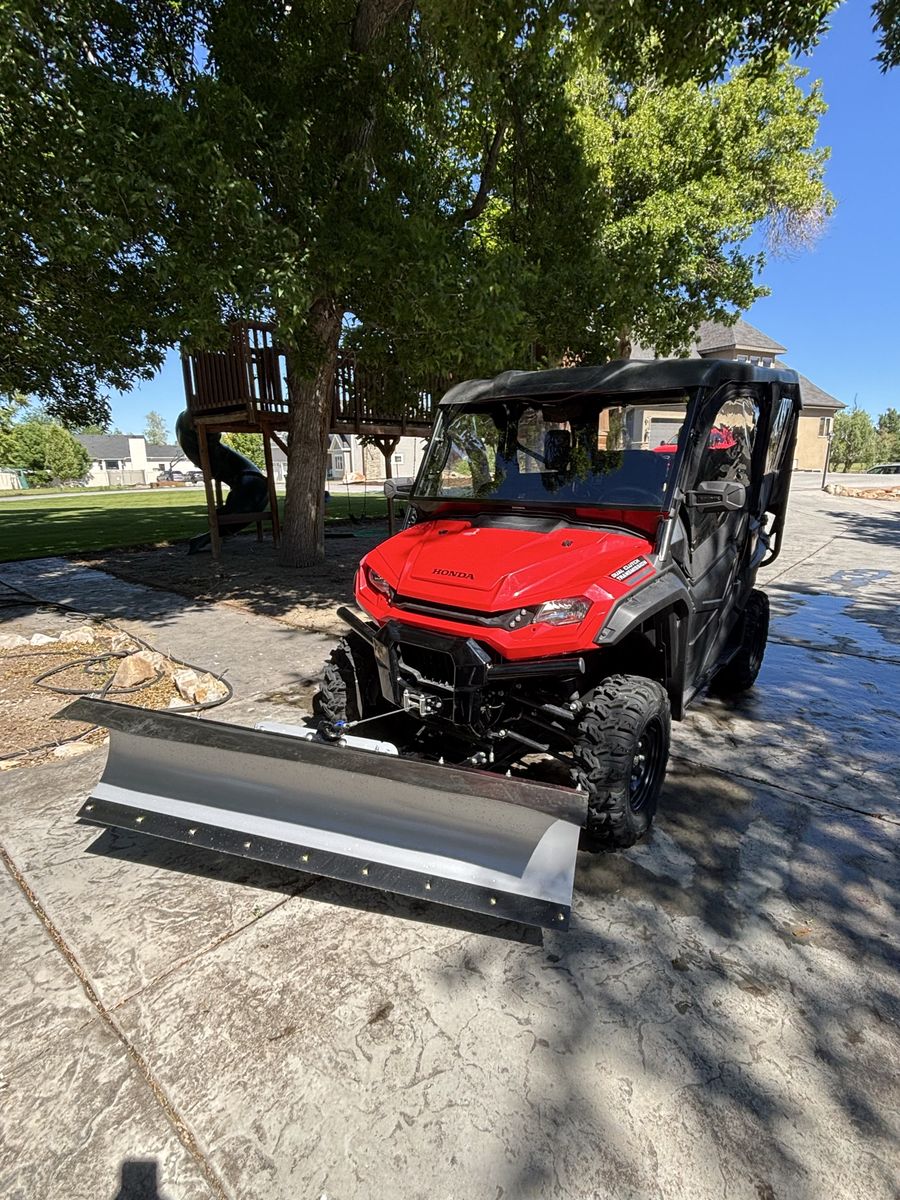 2022 Honda Pioneer 1000 5 seater