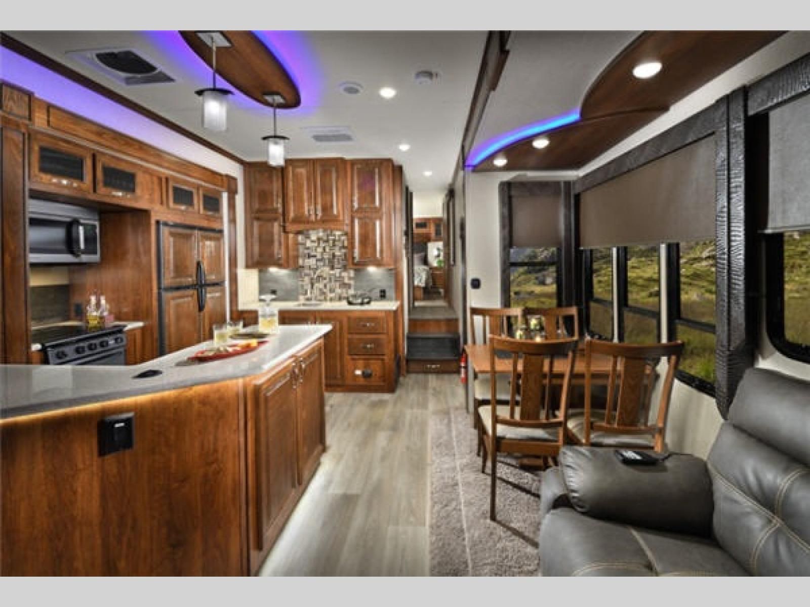 Used 2018 Forest River RV Vengeance Touring Edition 381L12-6