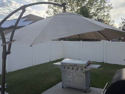 Outdoor umbrella