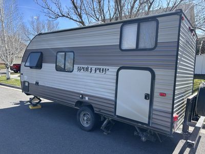 2017 16 Foot Wolf Pup Bunkhouse