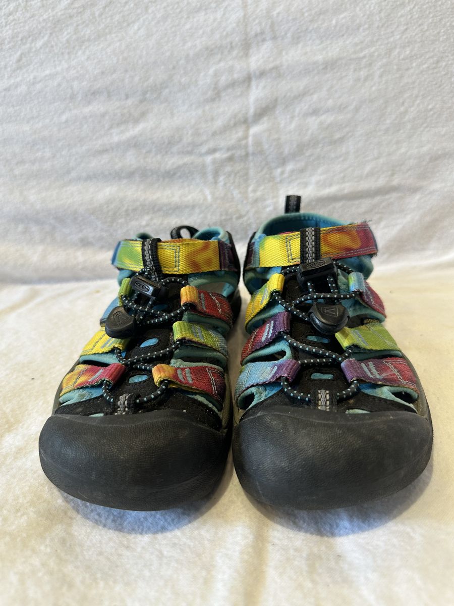 Keen Youth Size 1 Rainbow Washable Hiking Sandals