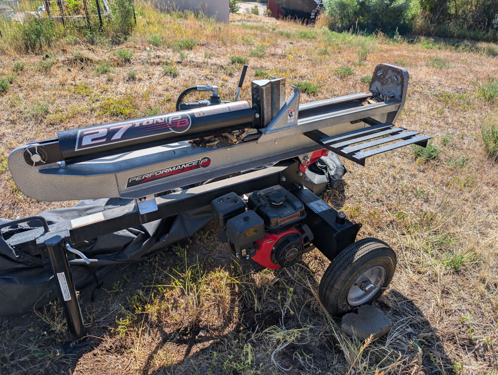 27 Ton Log Splitter