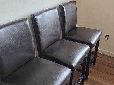 Counter Height Cushioned Stools